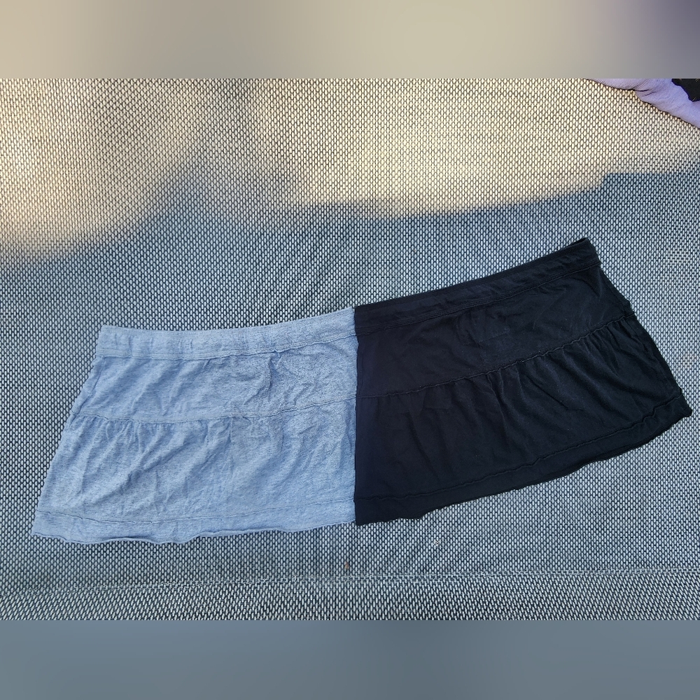 SO JUNIOR'S SKIRT BUNDLE SZ M